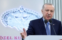 أردوغان لماكرون: استمرار النزاع في إيران مصدر لعدم الاستقرار