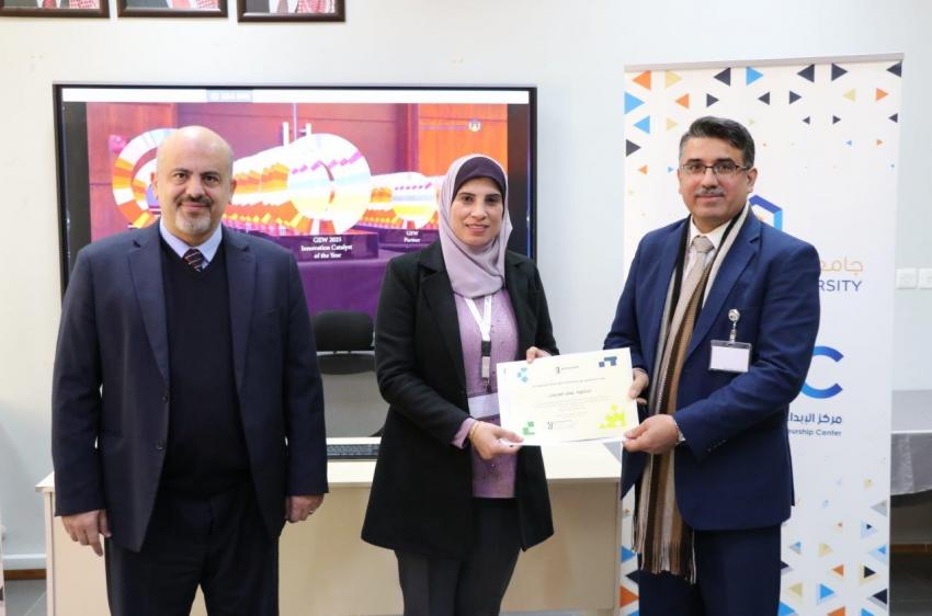 مركز الإبداع والابتكار وريادة الأعمال في جامعة عمان العربية يقيم حفل توزيع شهادات دورة تدريب المدربين (TOT)