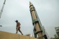 إيران تطلق صواريخ ثقيلة ودقيقة وتتحدث عن بنك أهداف يفوق قدرات واشنطن #عاجل