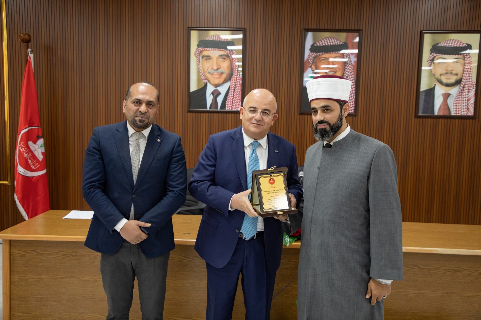 الجامعة الهاشمية تختتم فعالياتها الرمضانية بتكريم الفائزين بمسابقتي حفظ القرآن الكريم ومقرئ الجامعة لعام 2026 