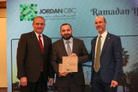 تكريم البنك الأردني الكويتي كأول بنك في الأردن يحصل على شهادة إيدج للأبنية الخضراء