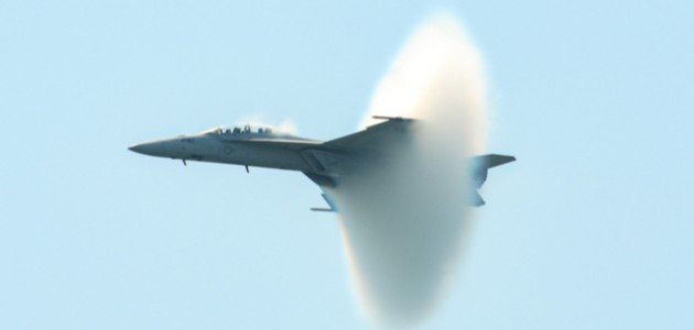 سرعة الصوت في الهواء: تحليل نقدي لتوقعات 2026 وتأثير التكنولوجيا