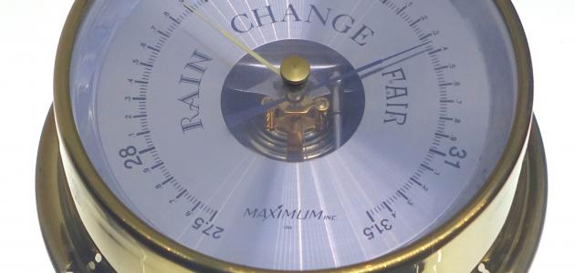 دليل شامل لأجهزة قياس ضغط الموائع: أنواعها وكيفية عملها