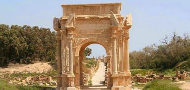 ليبيا: تاريخ وحضارة عبر العصور - استكشاف شامل