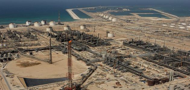 حقل الغوار: قلب النفط السعودي - الموقع، الإنتاج، والاحتياطات