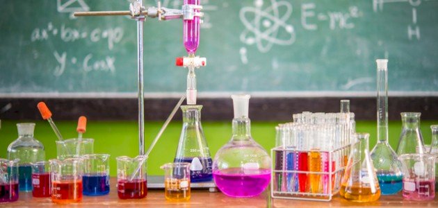 تألقي ببشرة مشدودة مع سيروم الكولاجين النباتي: روتين 2026 لبشرة أصغر بـ 10 سنوات!