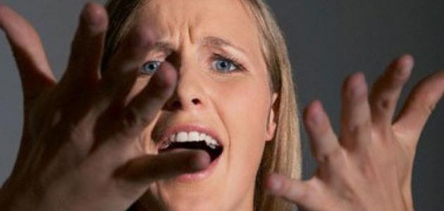 الدليل الشامل للتخلص من العصبية الزائدة والتحكم في الغضب (2026) 