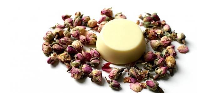 ماسكات طبيعية لنضارة البشرة