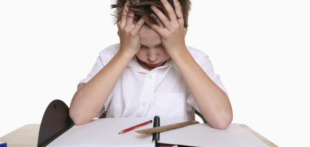 تراجع القراءة: تحليل أسباب العزوف وتوقعات 2026