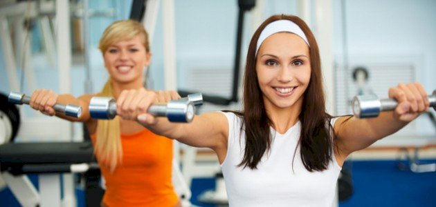 الدليل الشامل لتنحيف الزنود: أحدث الطرق والوصفات لعام 2026