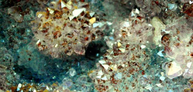 الأهمية المحورية لاكتشاف المعادن: تحليل شامل