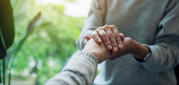 التعاطف في علم النفس: تحول جذري في العلاج والتواصل بحلول عام 2026