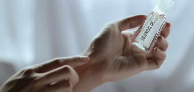 فوائد زيت الليمون للبشرة وكيفية استخدامه