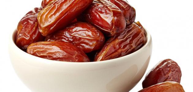 فوائد أكل التمر للبشرة وكيفية تعزيز جمالها