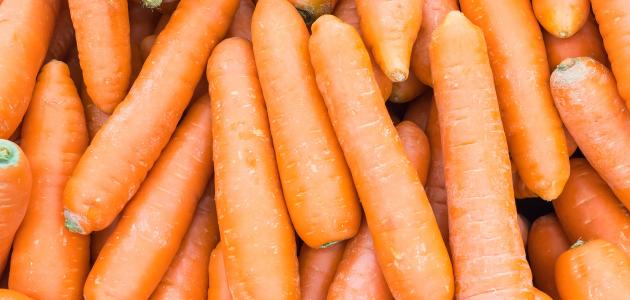 سيروم الجزر: بشرة مشرقة بتقنية 2026