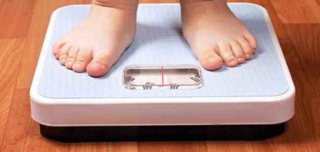 زيادة وزن الطفل حديث الولادة: تحليل شامل وفقًا لمعايير جوجل 2026