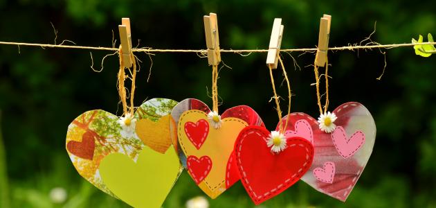 فهم العاطفة: تعريفها، أنواعها، وكيفية التحكم بها