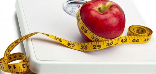 خسارة الوزن السريعة: وهم أم حقيقة؟ نظرة تحليلية لعام 2026