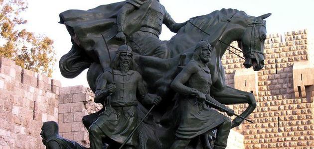 الأسطورة: تحليل عميق لأنواعها ووظائفها الثقافية