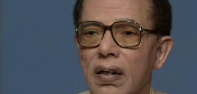 مصطفى محمود: فيلسوف الطب والعلم والإيمان - سيرة حياة وإنجازات