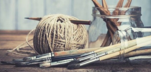 تحليل شامل لأنواع الحرف اليدوية: من النسيج إلى المعادن