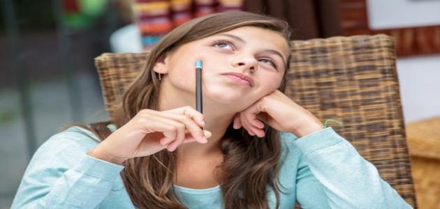 ذاكرة فولاذية: كيف تهزم النسيان وتستثمر في عقلك حتى 2026