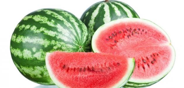 البطيخ: سرّ الرشاقة والإشراقة في صيف 2026