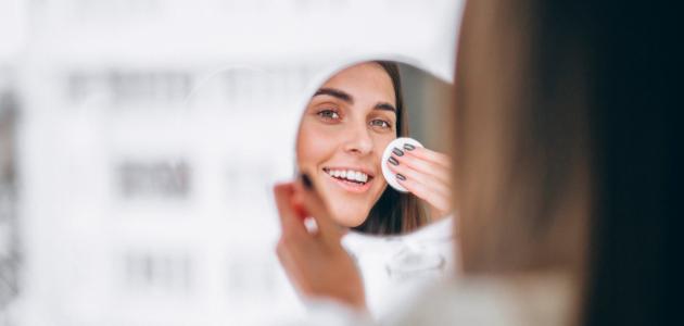 طرق طبيعية لتنظيف البشرة من الشوائب