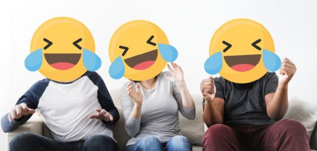 فكاهة 2026: تحليل نقدي لأساليب الإضحاك في عصر الذكاء الاصطناعي