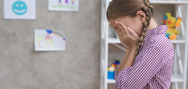 أسباب سلس البول عند البنات: الأنواع والأسباب