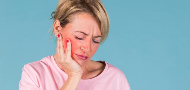 أسباب ألم الأسنان وأعراضه