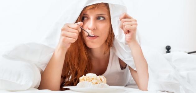 أسباب الرغبة في تناول السكريات وتأثيرها على الصحة