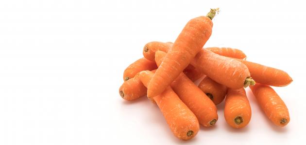 ماسك الجزر: فوائد ووصفات طبيعية لبشرة مشرقة