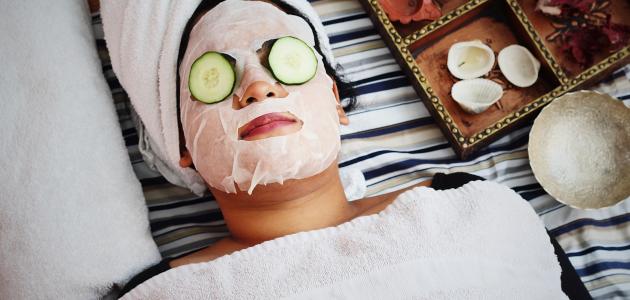 ماسكات طبيعية لنضارة البشرة