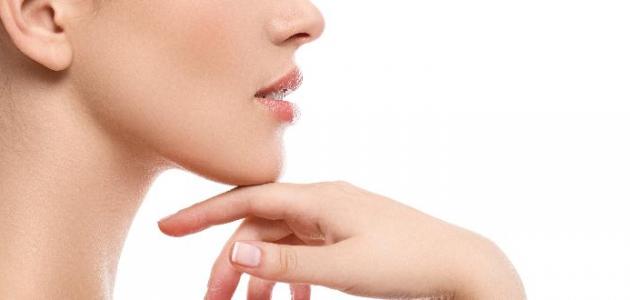 طرق فعالة لإزالة دهون الوجه