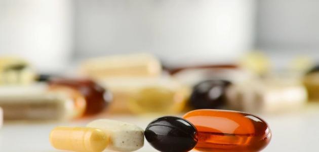 فيتامينات لتعزيز نمو الشعر بسرعة