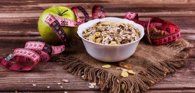 كم يحتاج الجسم من السعرات الحرارية يومياً؟